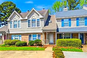 174 Corwin Cir, Hampton — photo