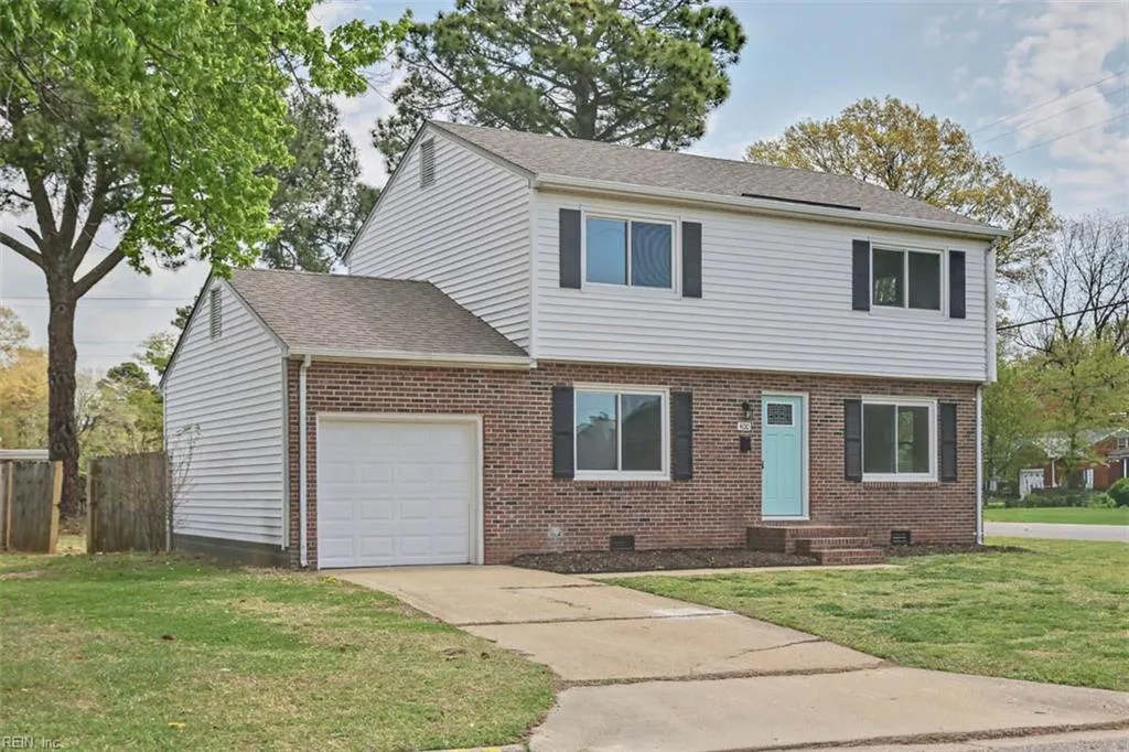 400 Saint Tropez DR, NEWPORTNEWS VA 23602