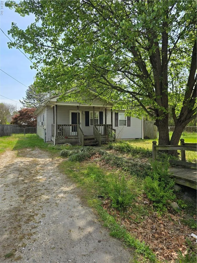 320 Hicks Ave Ave, Norfolk — photo