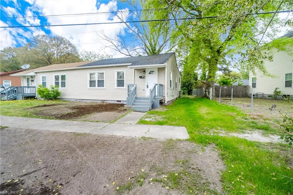 57 Grand ST, PORTSMOUTH VA 23701