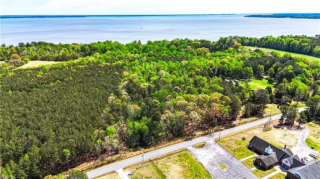 5249 Old Stage Hwy Hwy, Smithfield — photo
