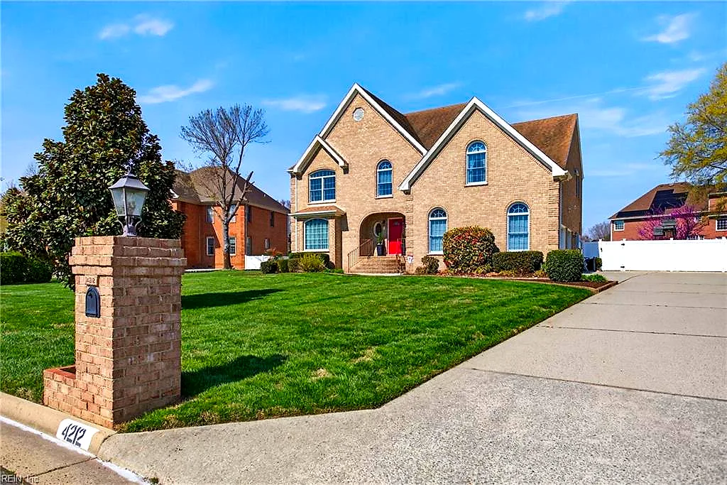 4212 Mckenna Cls, Chesapeake — photo