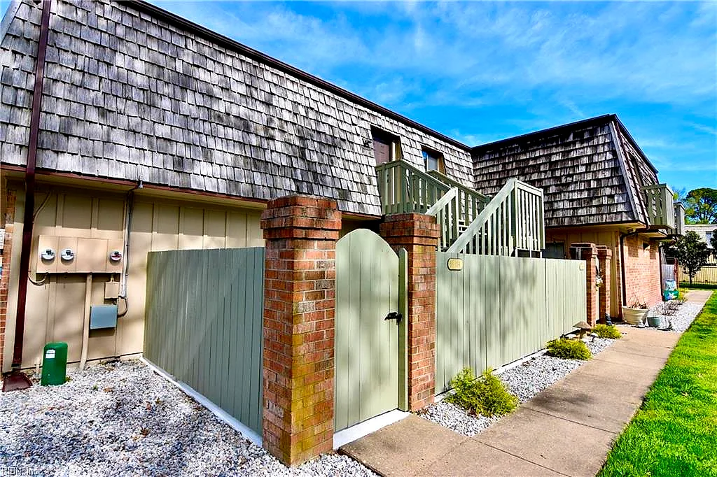114 Saw Grass Bnd, Virginia Beach — photo