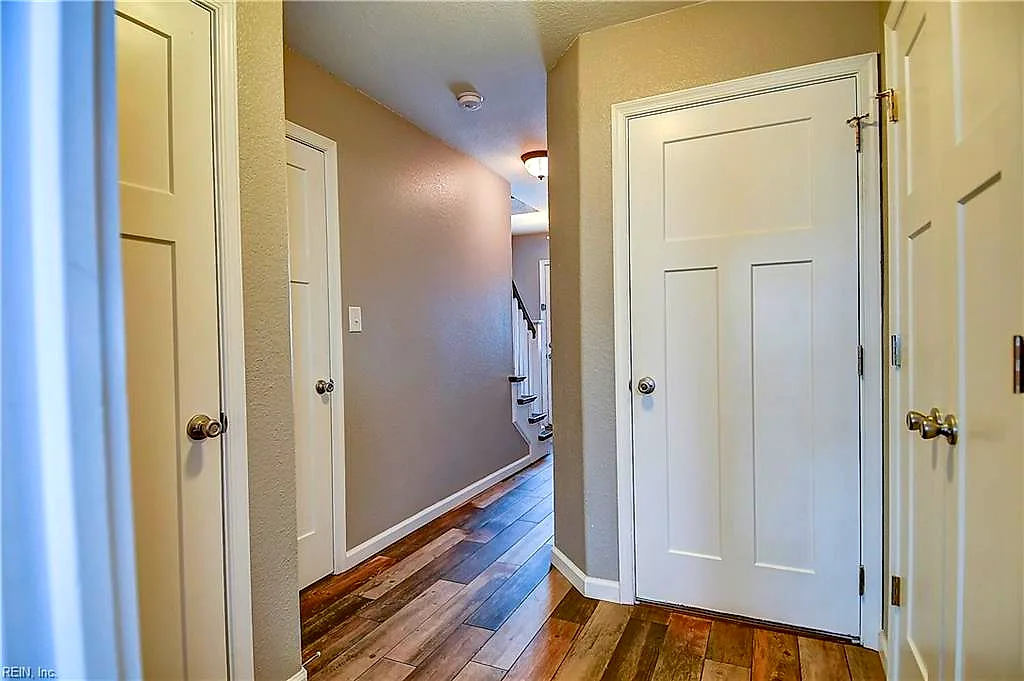 624 Foster Ln, Virginia Beach — photo