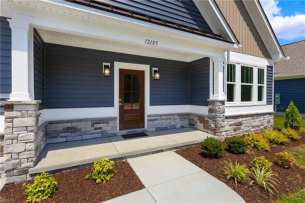 12185 Ava Ln, Windsor — photo