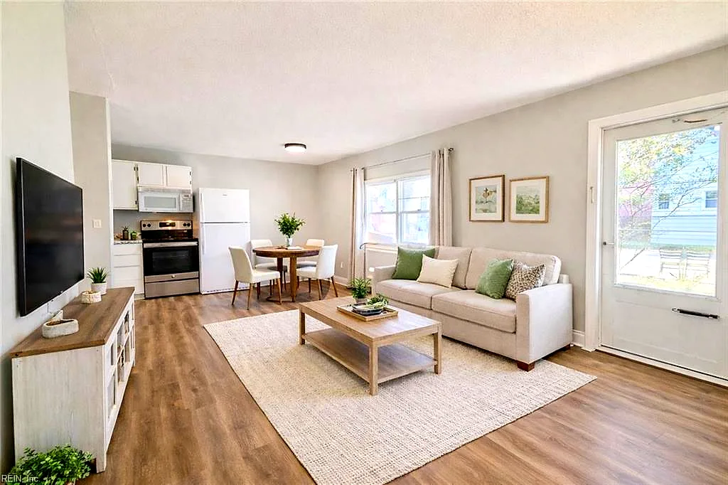 3216 Pleasant Ave #B, Norfolk — photo
