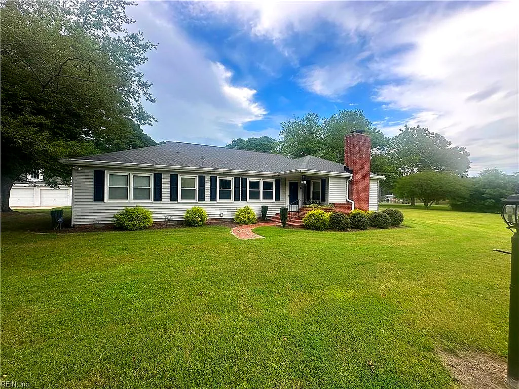 729 Charles Rd, Yorktown — photo