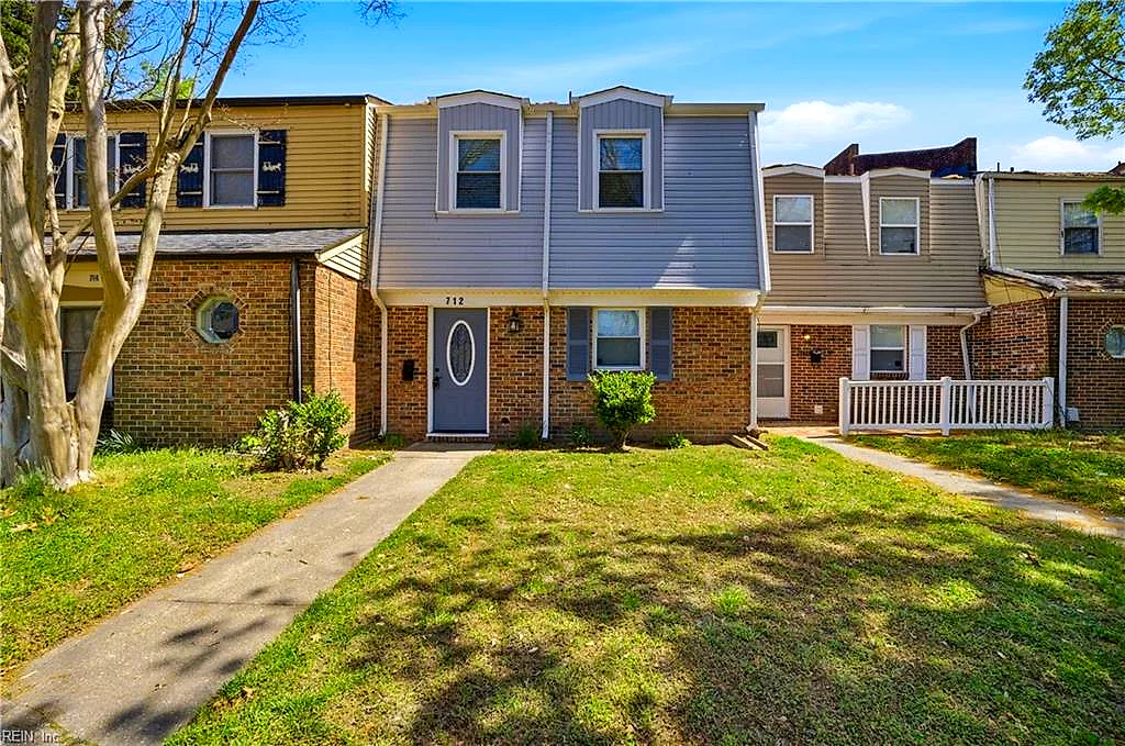 712 White Hall Ln, Virginia Beach — photo