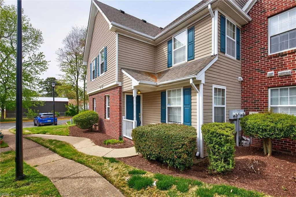 1016 Primrose Ln, Chesapeake — photo
