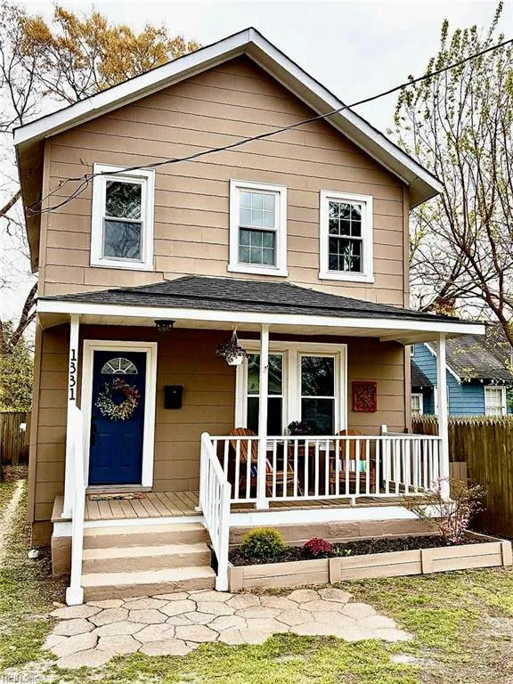 1331 Hull ST, CHESAPEAKE VA 23324