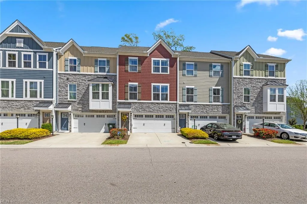 931 Centurion Cir