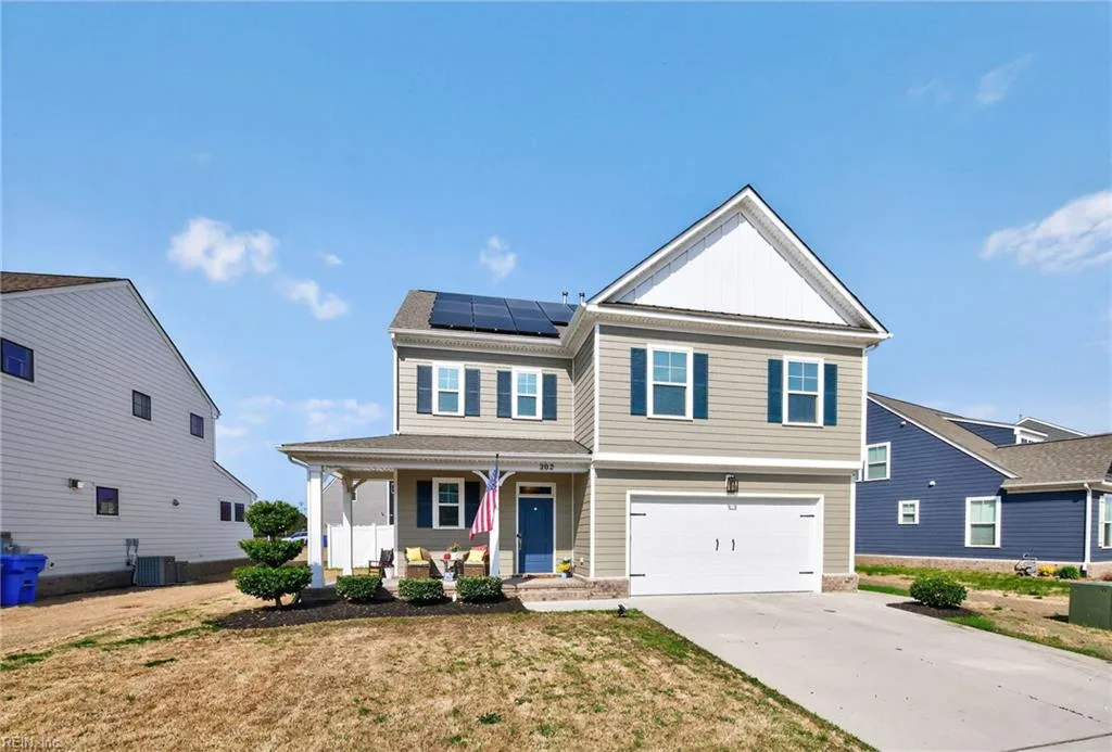 202 Station Dr, Suffolk — photo