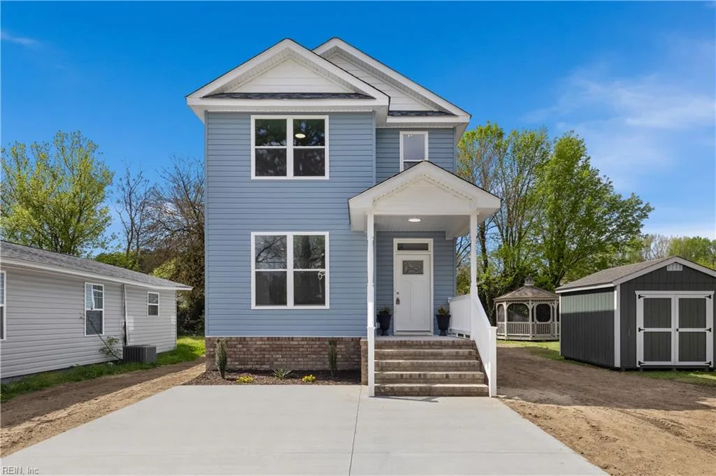 109 Woodrow AVE, SUFFOLK VA 23434