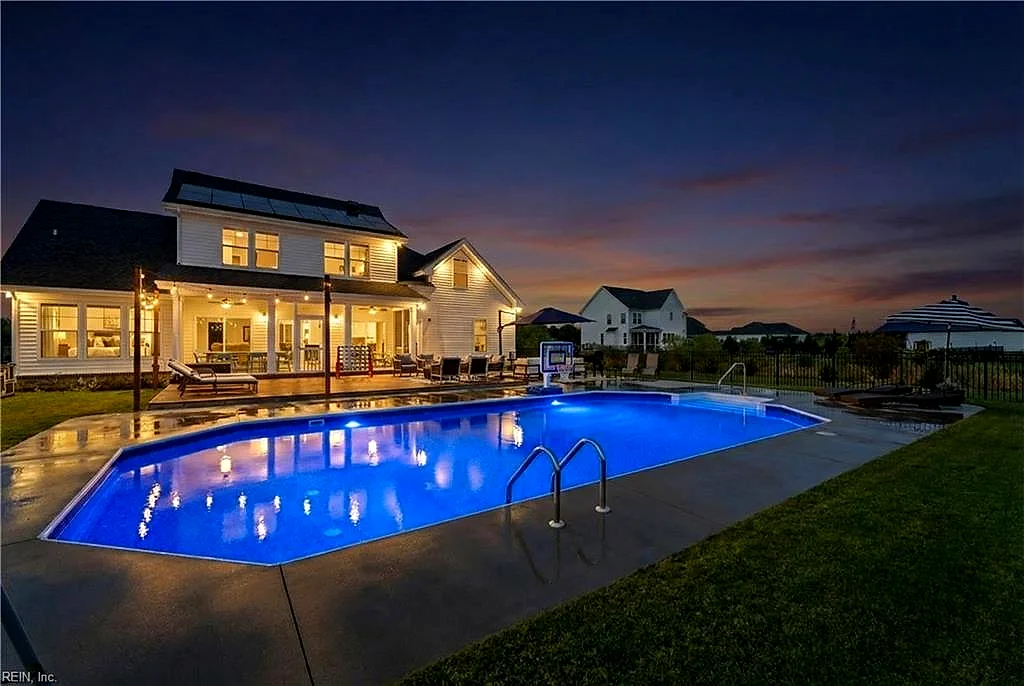 1045 Head Of River Rd, Chesapeake — photo