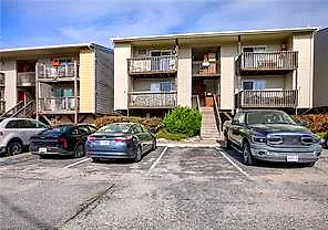 914 W Ocean View Ave #201, Norfolk — photo