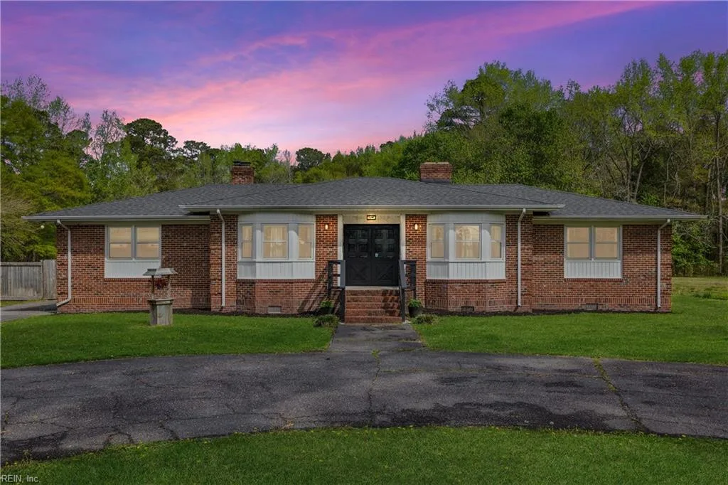4744 Sunray AVE, CHESAPEAKE VA 23321