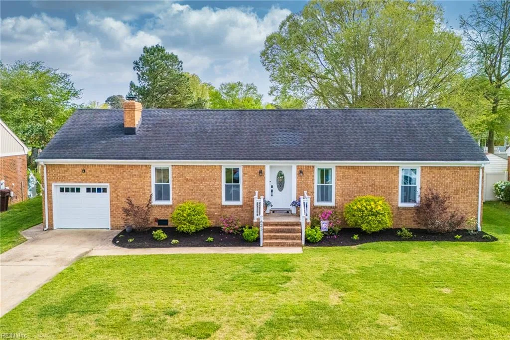 825 Loblolly Ct, Chesapeake — photo