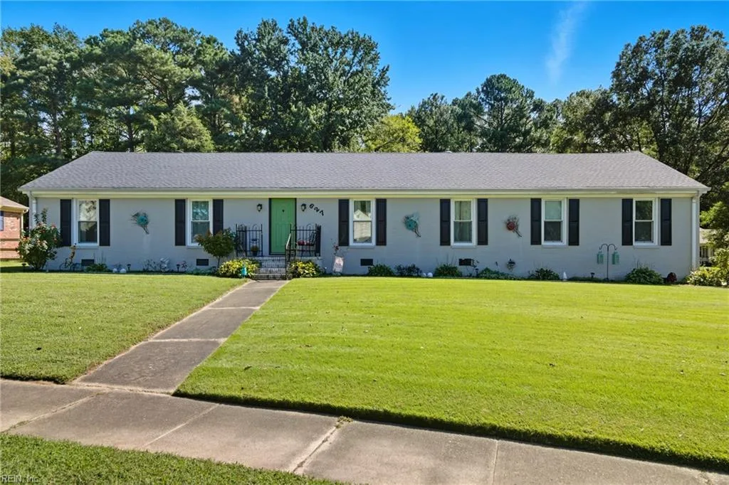 627 Luray TER, CHESAPEAKE VA 23322