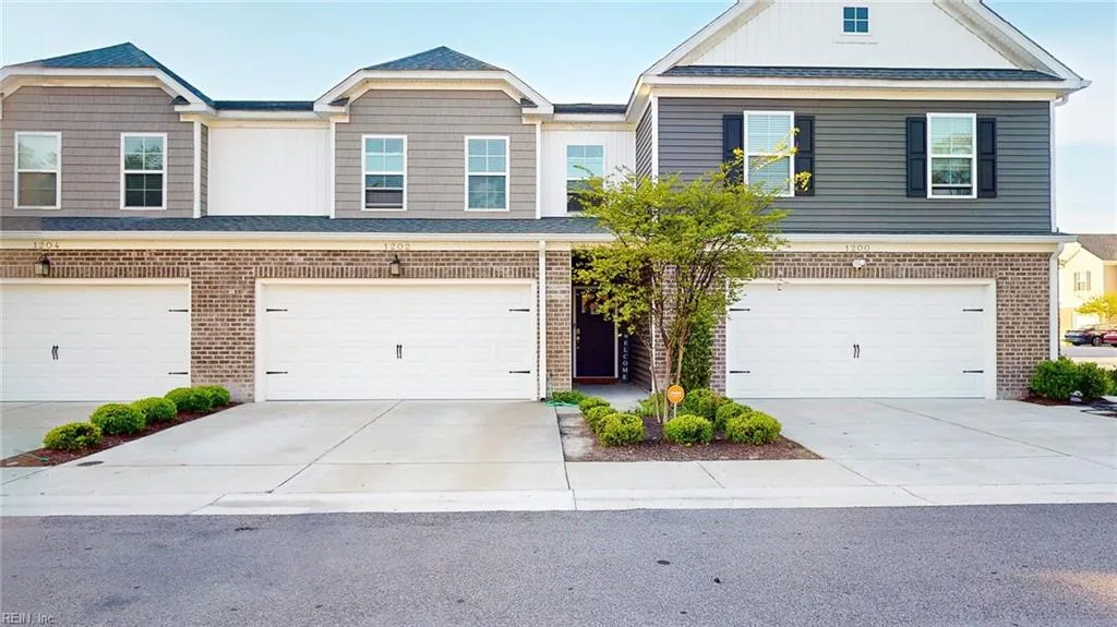 1202 Lanjay Ln, Chesapeake — photo
