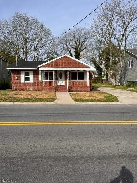 129 S 6th ST, SUFFOLK VA 23434
