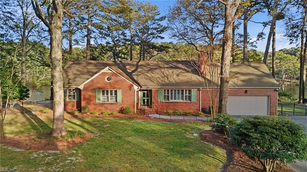 2557 Five Point Ct, Virginia Beach — photo
