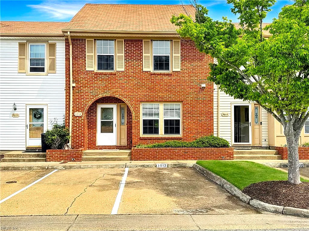 3612 Essex Pond Quay, Virginia Beach — photo