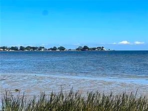 816 Ship Point Rd, Yorktown — photo