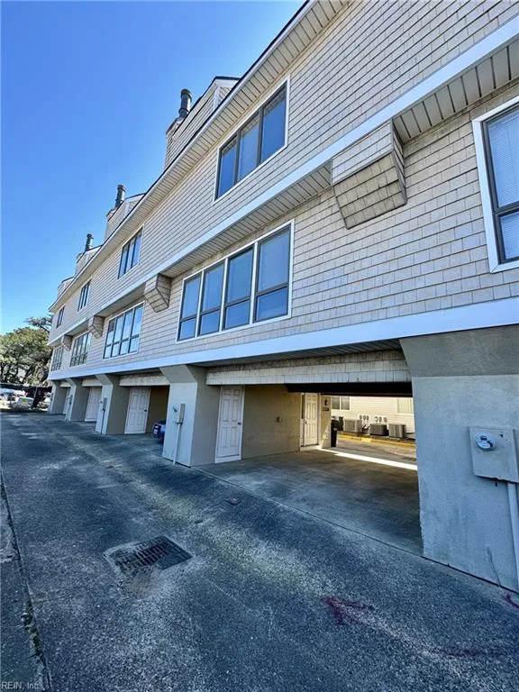2326 Starfish RD, VIRGINIABEACH VA 23451