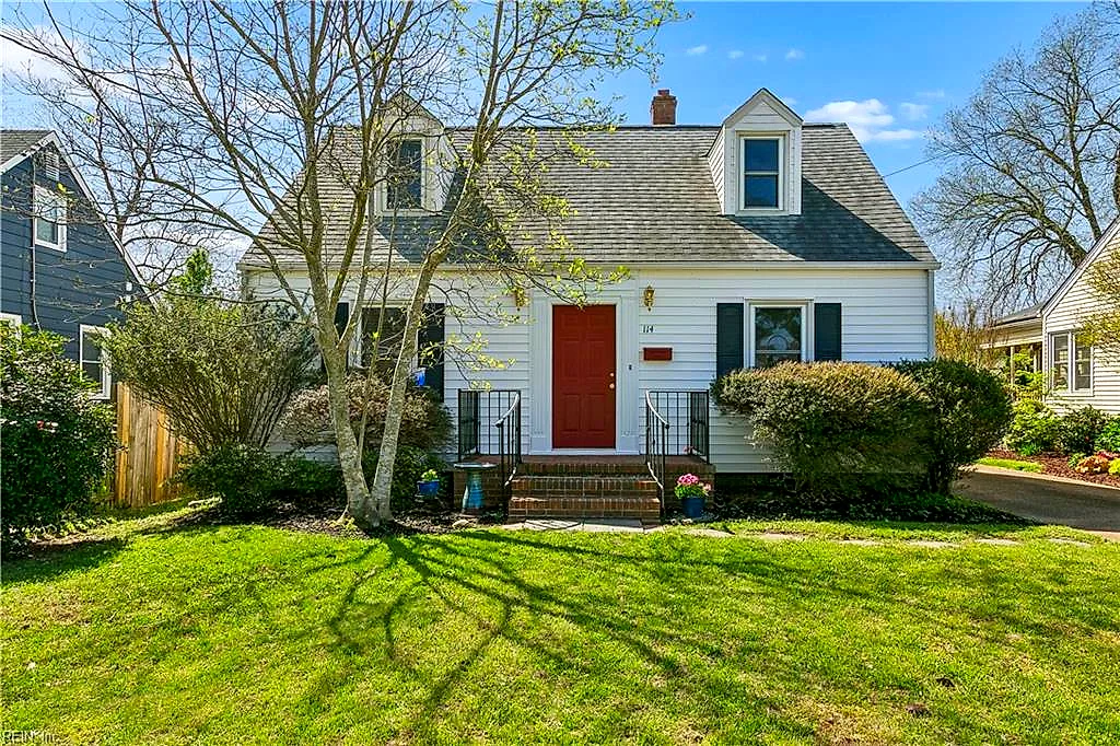 114 Cambridge Pl, Hampton — photo