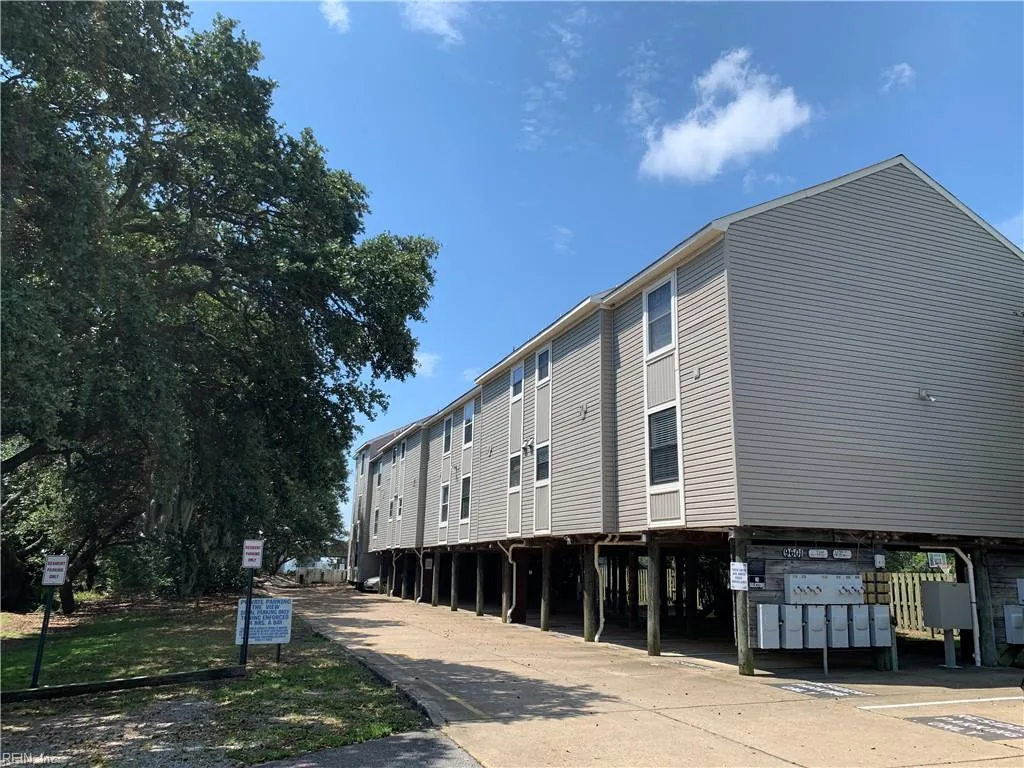 9601 9th View ST #103, NORFOLK VA 23503