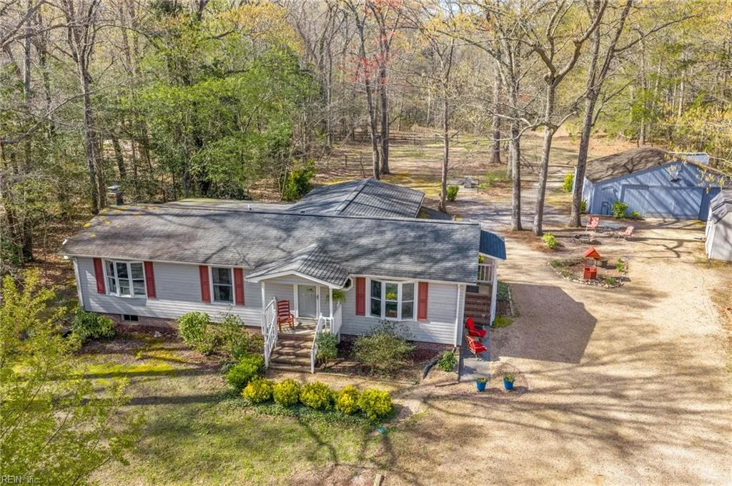 5288 Creekwood Ln, Gloucester — photo