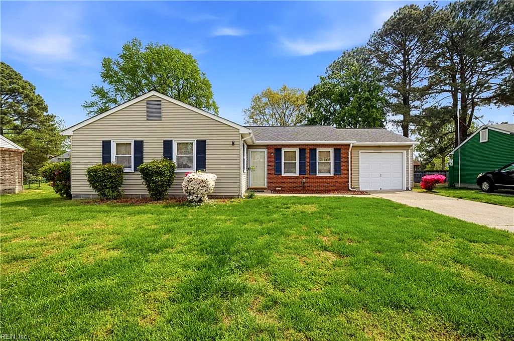 7 Jennifer Ln, Hampton — photo