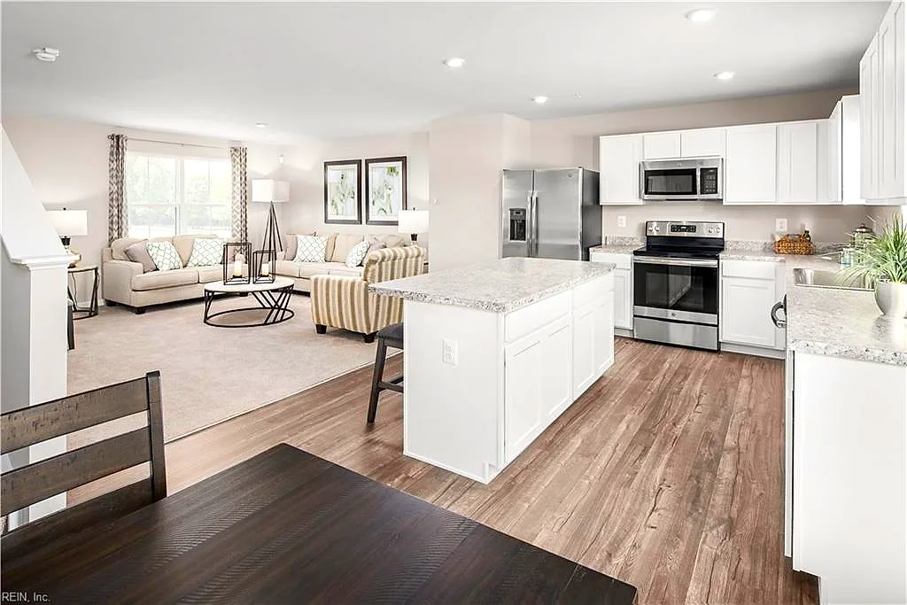 122 Jasmine Ct, South Mills — photo