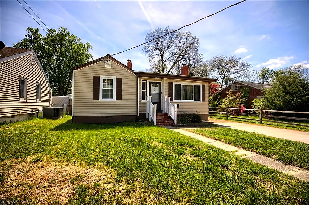 124 Cambridge Pl, Hampton — photo