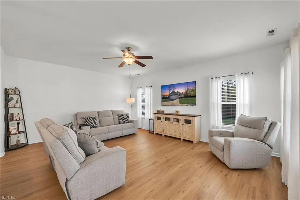 103 S Heritage Tree Mnr, Moyock — photo