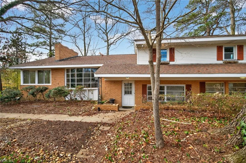1502 James Lndg, Chesapeake — photo