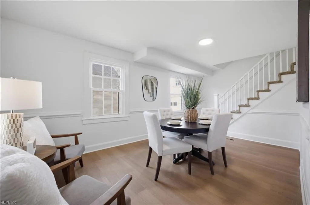 71 Aylwin RD, PORTSMOUTH VA 23702