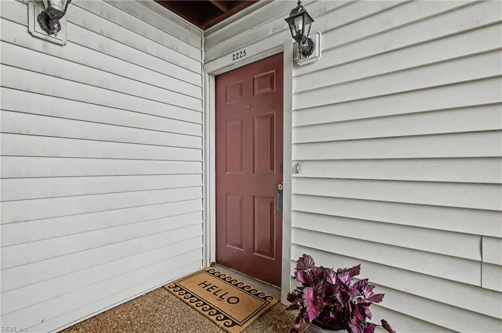 2225 Estuary Ct, Virginia Beach — photo