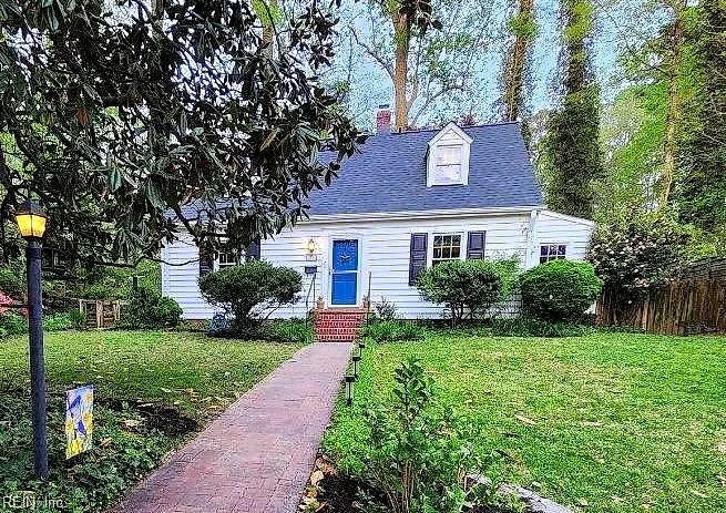 11 Grove Ave, Williamsburg — photo