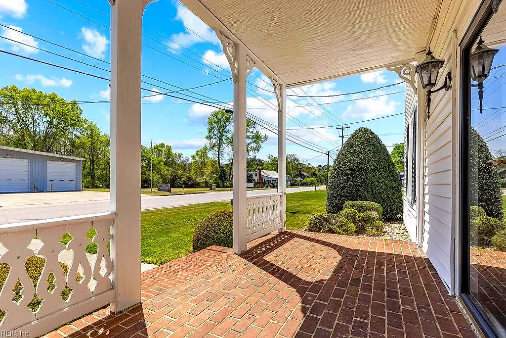 15313 Broad St, Branchville — photo