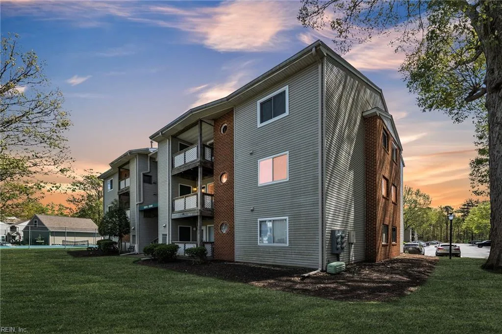 12628 Daybreak CIR, NEWPORTNEWS VA 23602