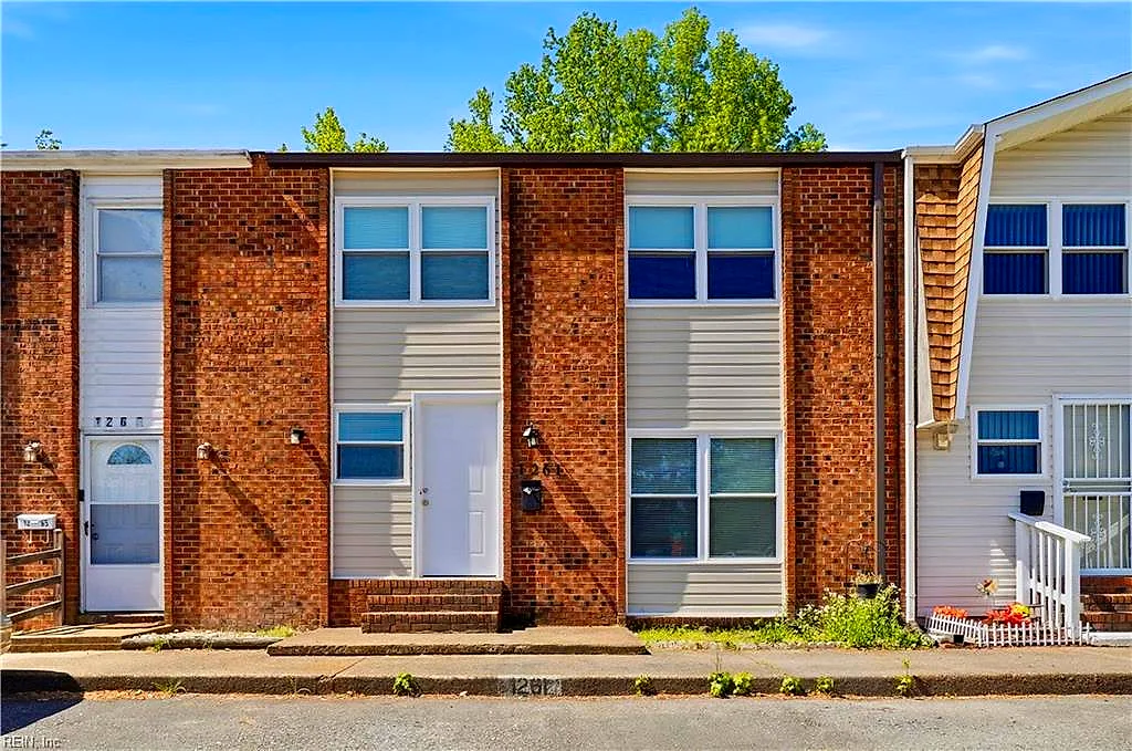 1261 Clydesdale Ln, Virginia Beach — photo