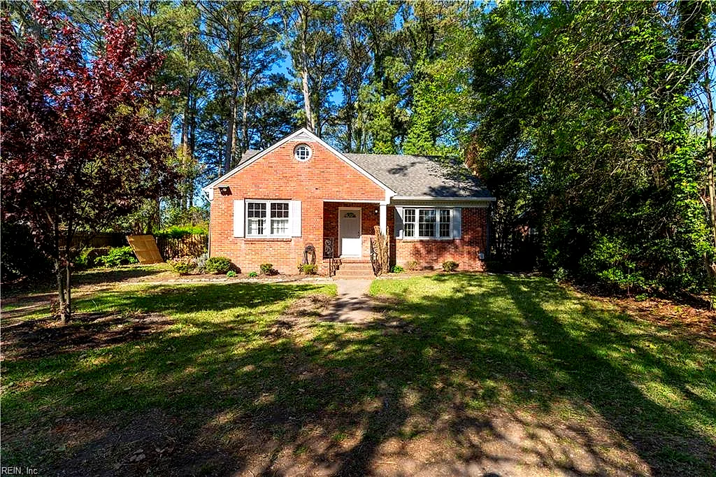 196 E Mercury Blvd, Hampton — photo