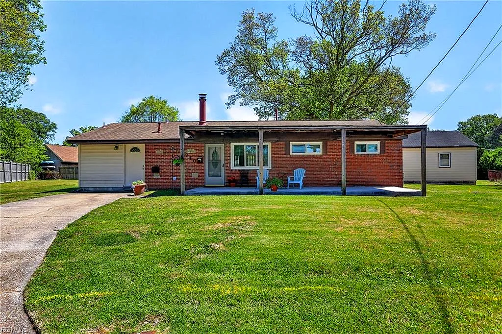 740 Lynch Cir, Virginia Beach — photo