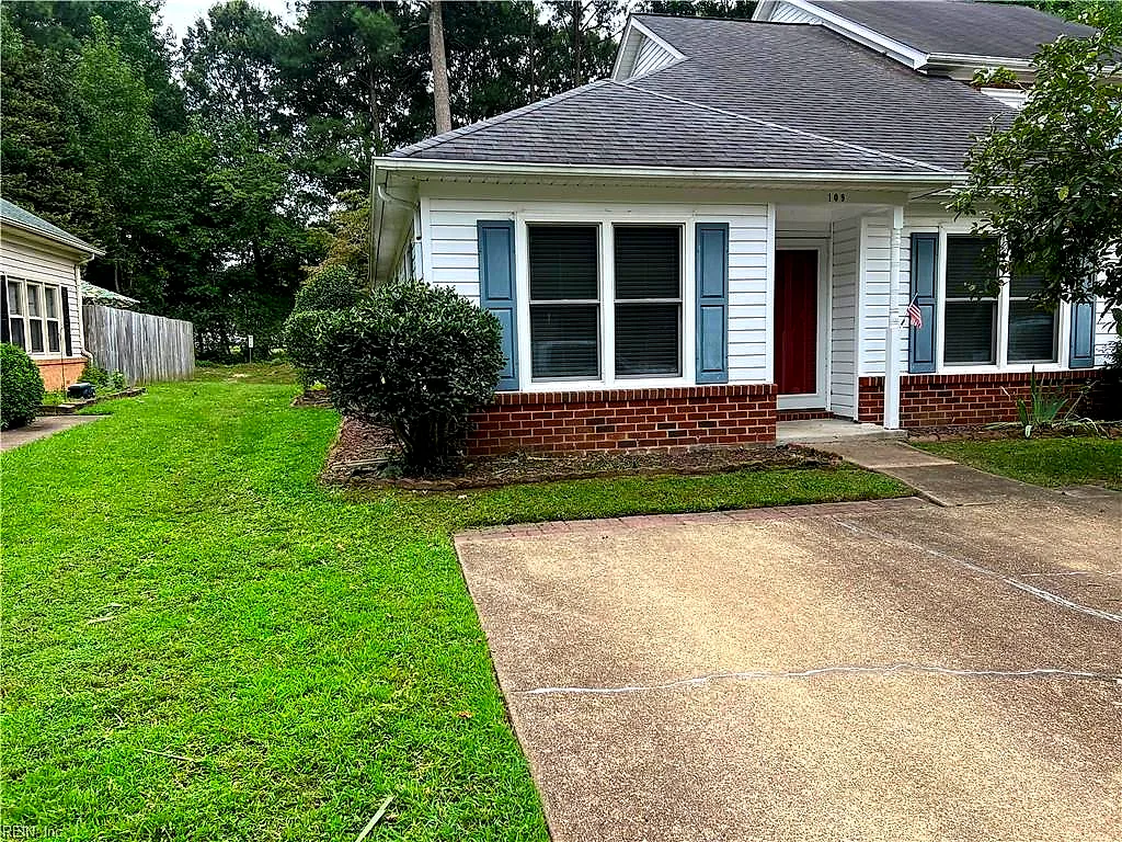 109 Three Notched Rd, Yorktown — photo