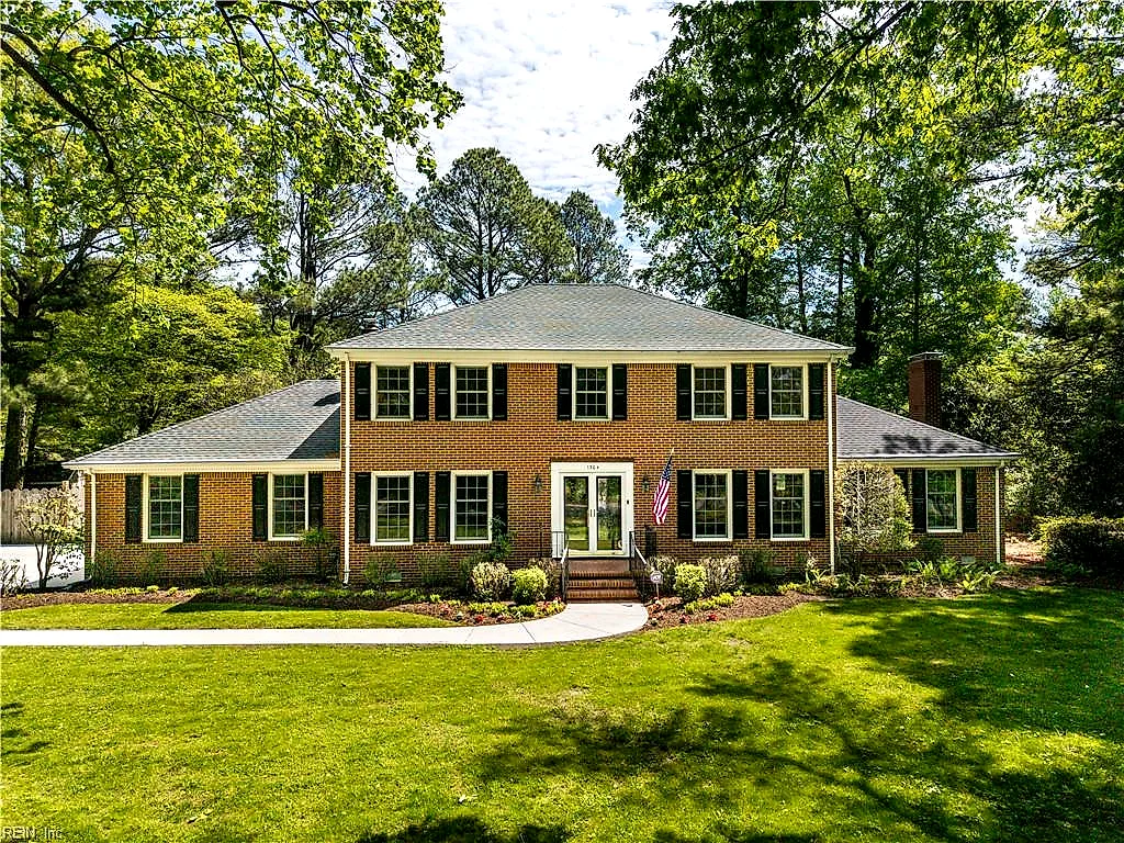1304 Holly Point Rd, Virginia Beach — photo