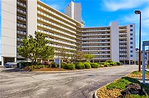 2830 Shore Dr #911, Virginia Beach — photo