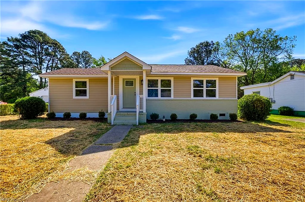 1015 Clay St, Portsmouth — photo
