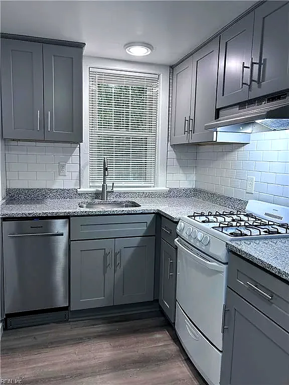 259 Lasalle Ave #A, Hampton — photo