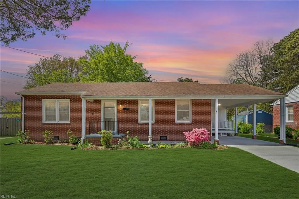 21 Harwood AVE, HAMPTON VA 23664